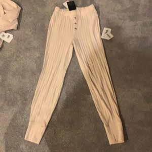 Chaser NWT lounge pants size xs